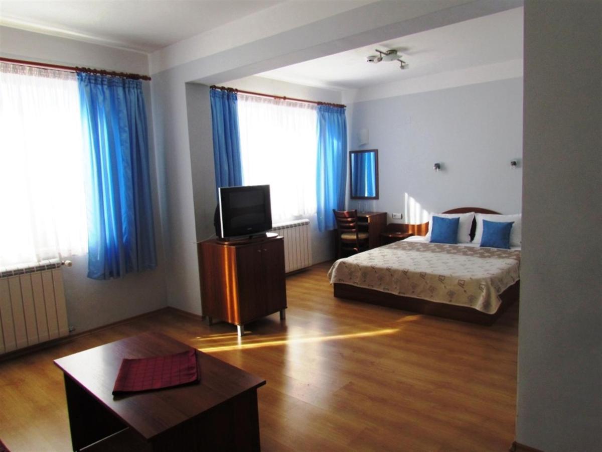 Boryka Family Hotel Asikoria Exterior foto